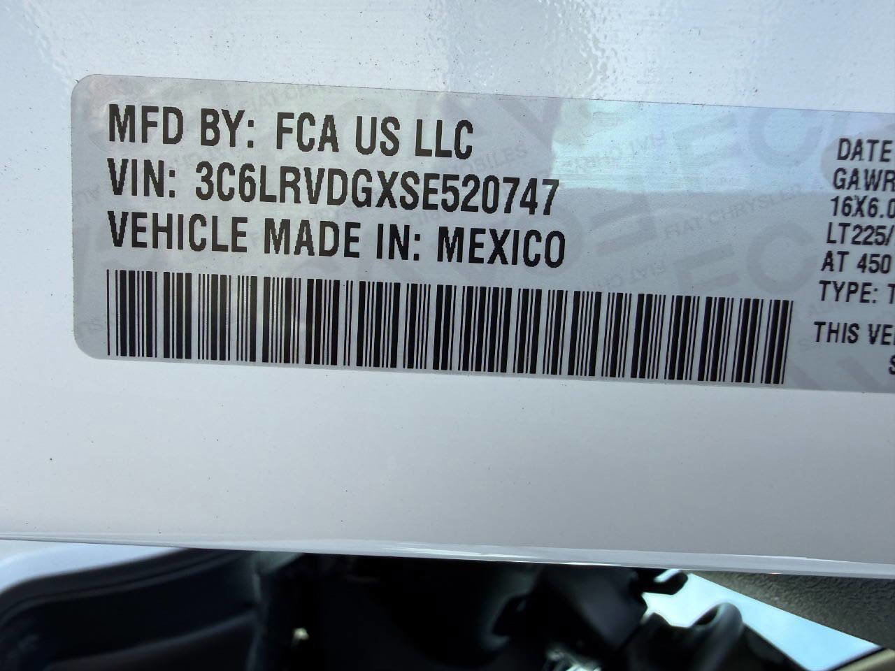 Used 2025 RAM ProMaster 2500 w/ Convenience Group image 44