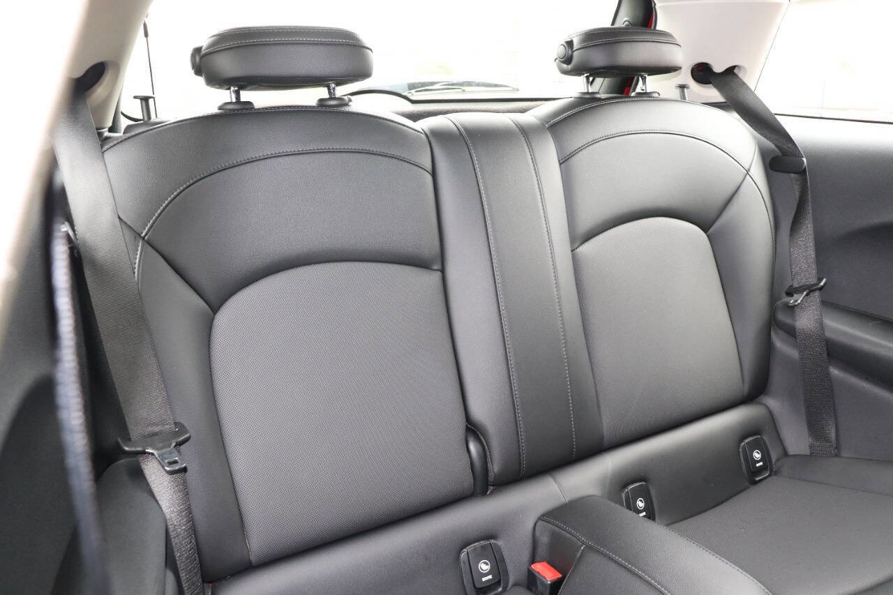 Used 2014 MINI Cooper 2-Door Hardtop FWD image 28