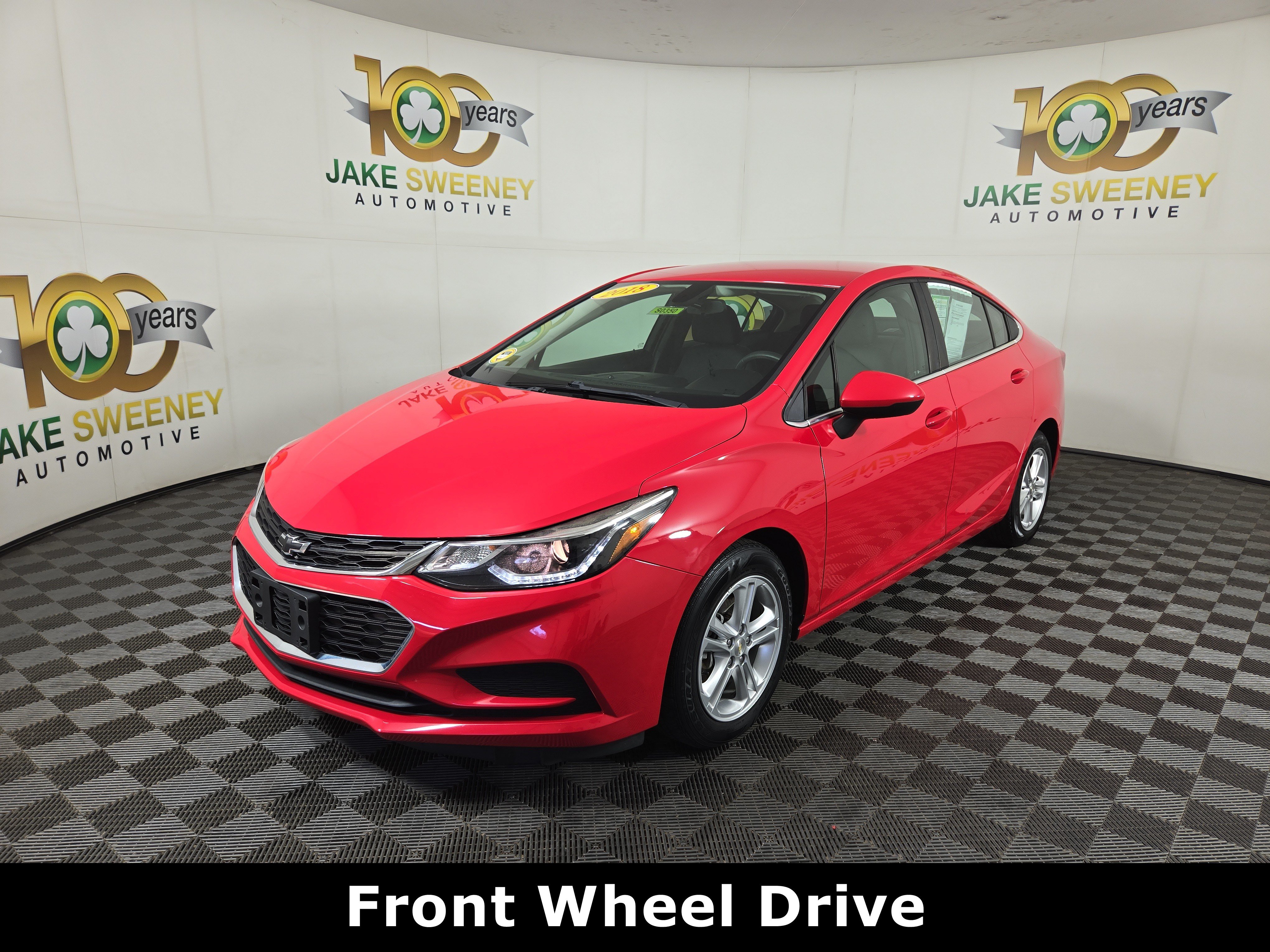 Used 2018 Chevrolet Cruze LT FWD image 3