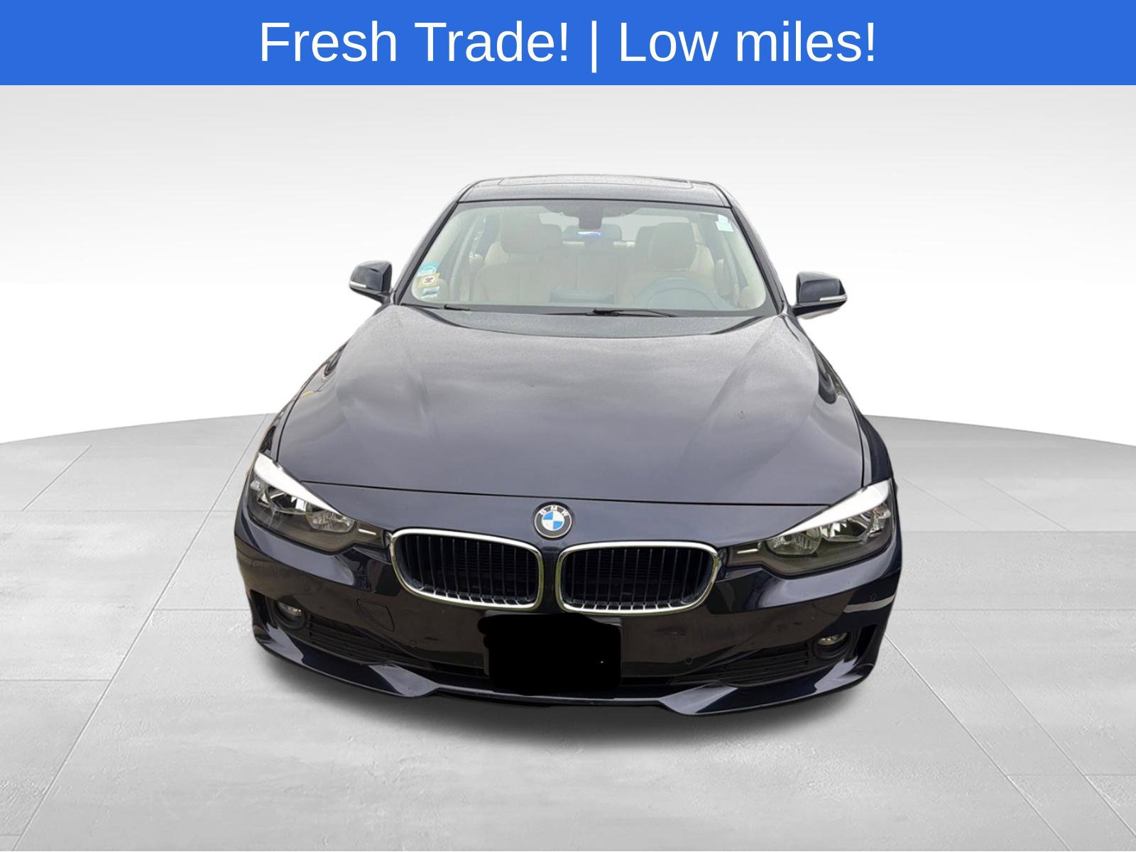 Used 2014 BMW 320i xDrive Sedan AWD/4WD image 2