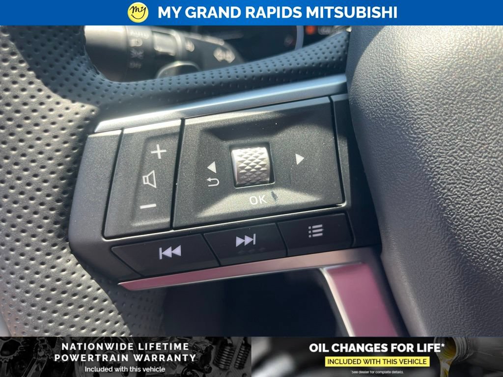 New 2026 Mitsubishi Outlander AWD image 14