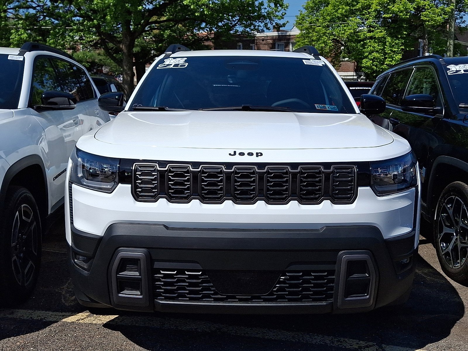 New 2026 Jeep Cherokee Laredo AWD/4WD image 2