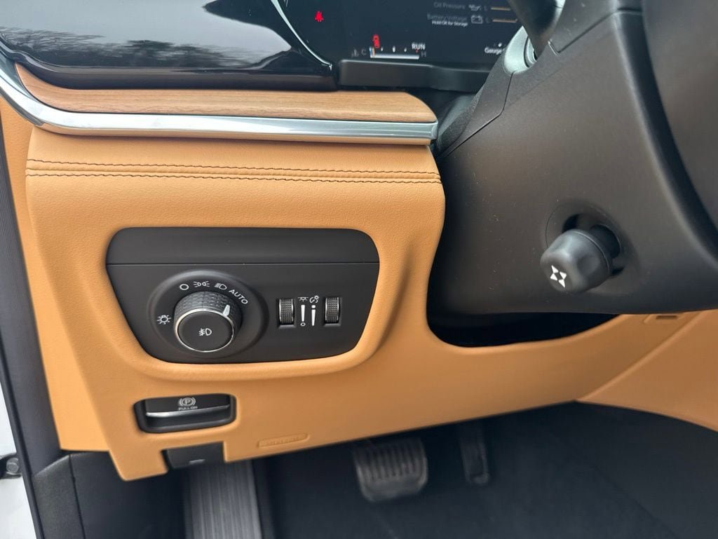 New 2026 Jeep Grand Cherokee Summit AWD/4WD image 17