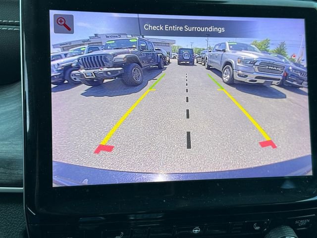 Used 2023 Jeep Grand Cherokee Limited w/ Black Appearance Package AWD/4WD image 20