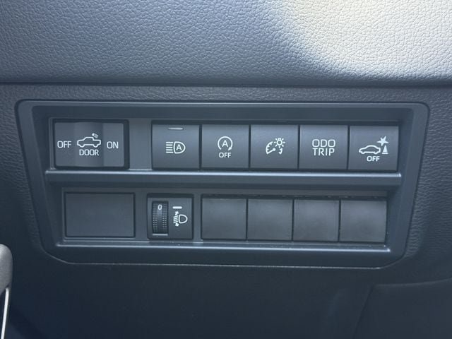 Used 2026 Toyota Tundra Limited AWD/4WD image 20