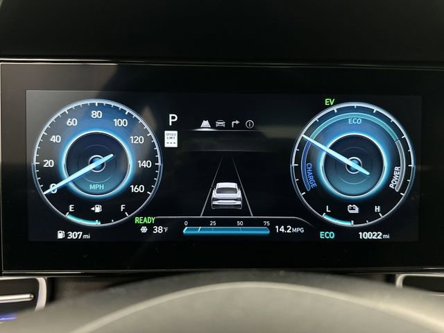 Used 2024 Hyundai Elantra Limited image 18