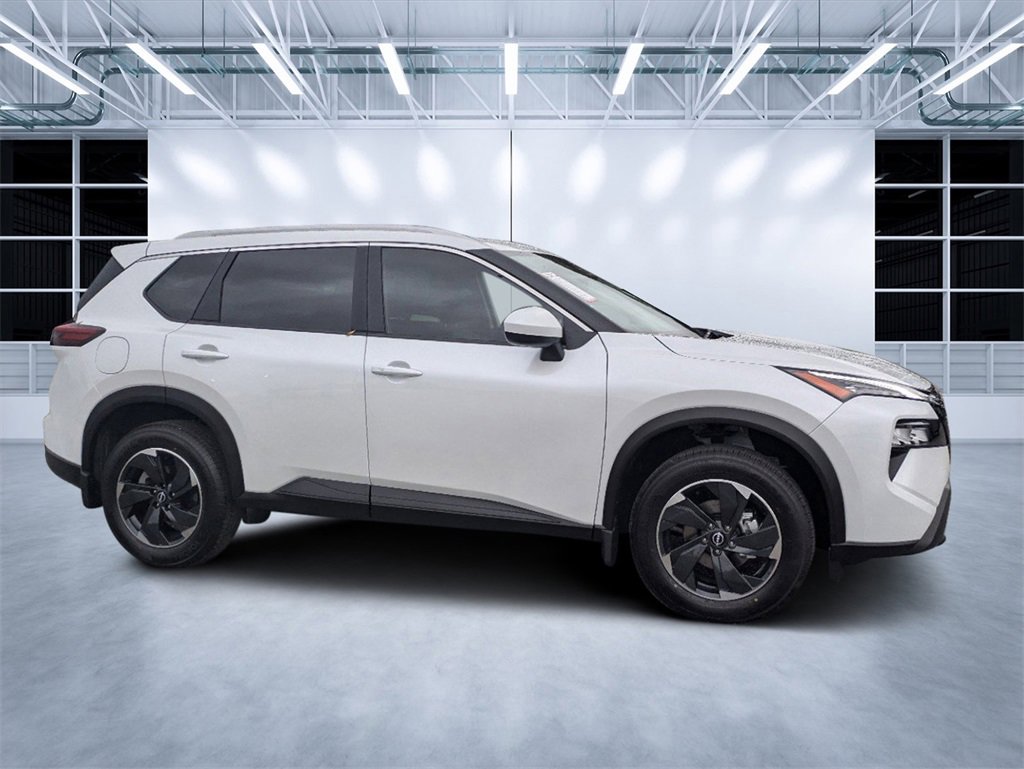 New 2025 Nissan Rogue SV w/ SV Premium Package