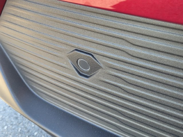 Certified 2025 Chevrolet Equinox EV LT w/ Comfort Package FWD image 10