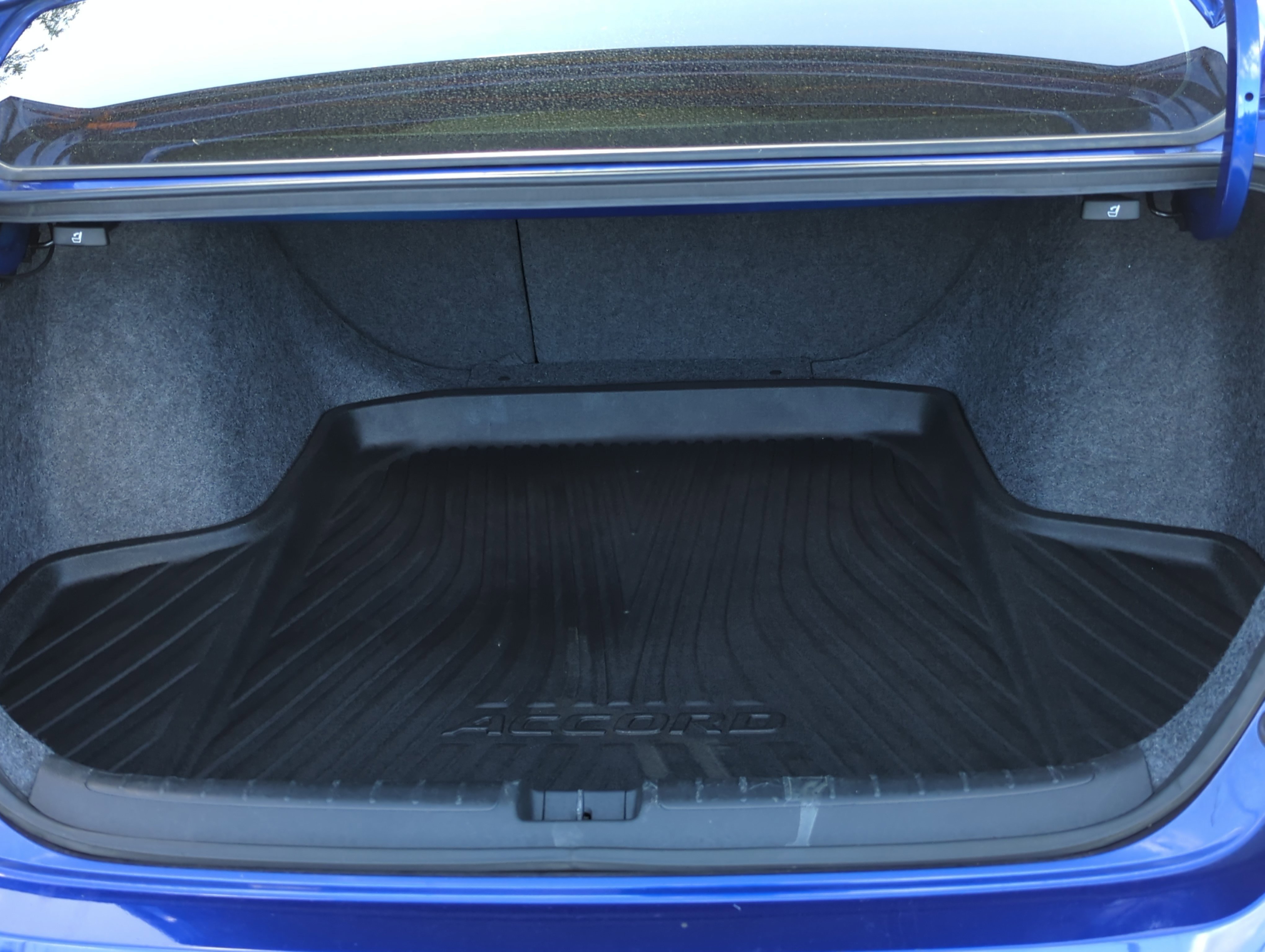 Used 2022 Honda Accord Sport image 12