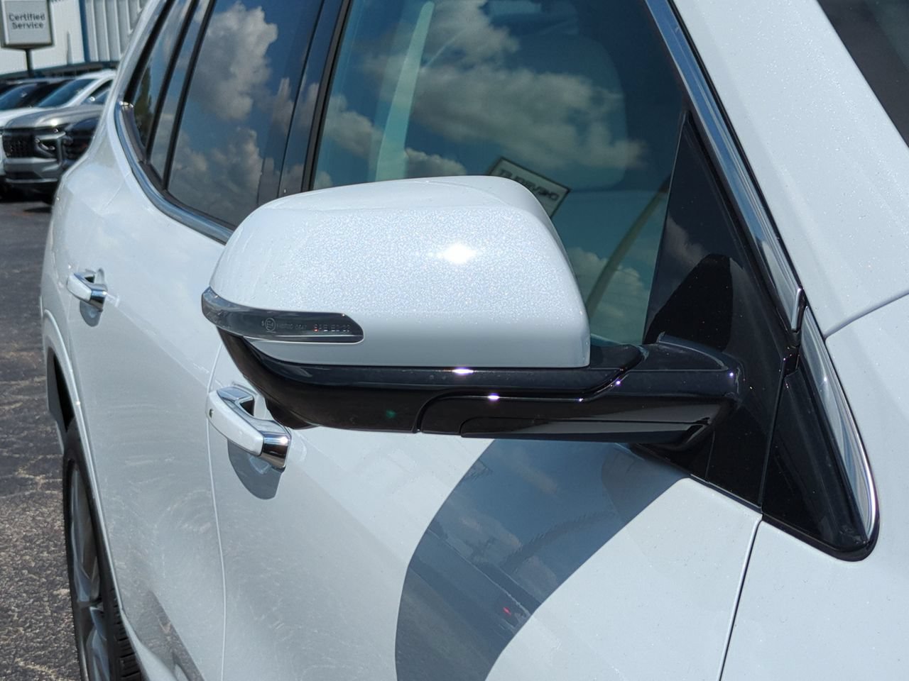 New 2026 Buick Enclave Avenir w/ Super Cruise Package FWD image 11