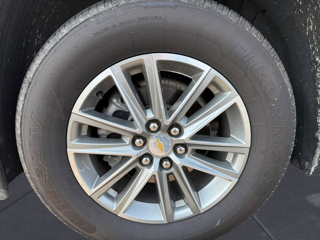 Used 2023 Chevrolet Traverse LT image 14