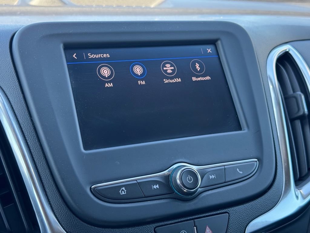 Used 2022 Chevrolet Equinox LT image 24