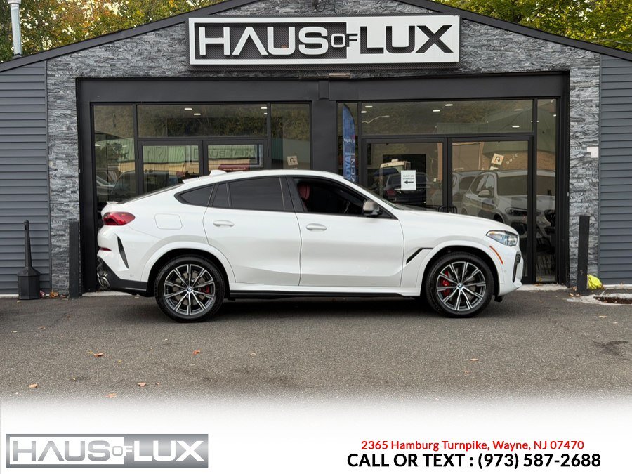 Used 2021 BMW X6 M50i w/ Executive Package AWD/4WD image 15