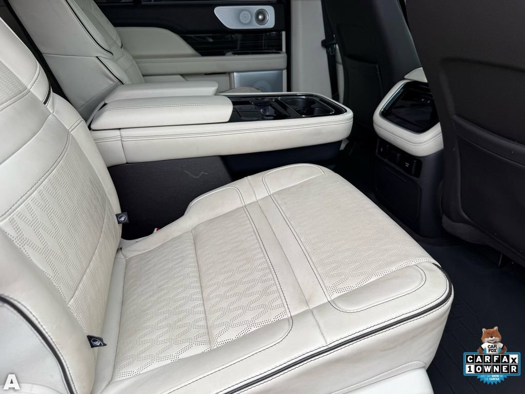 Used 2024 Lincoln Navigator L Black Label AWD/4WD image 28