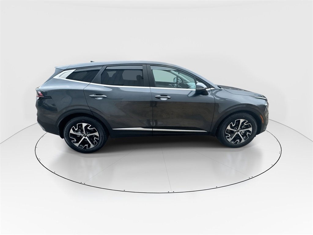 Used 2023 Kia Sportage EX image 9