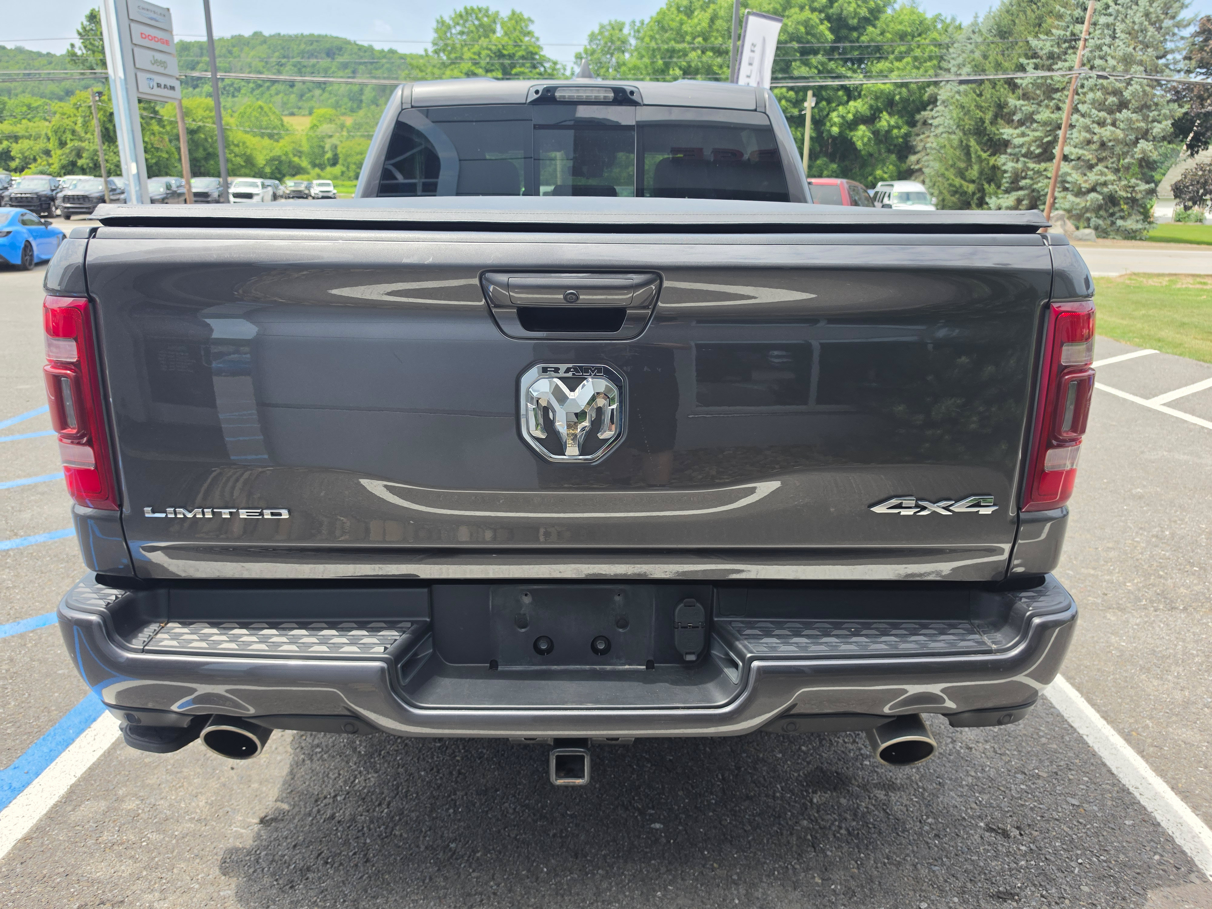 Used 2024 RAM 1500 Limited AWD/4WD image 7
