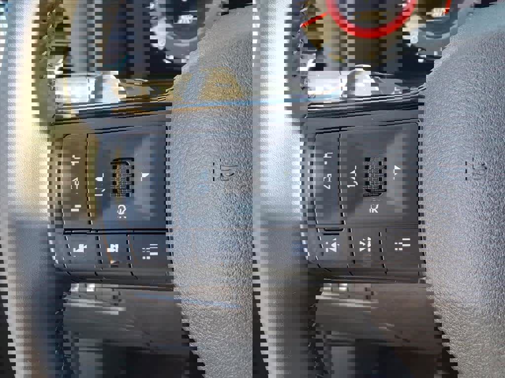 Used 2026 Nissan Rogue SL image 10