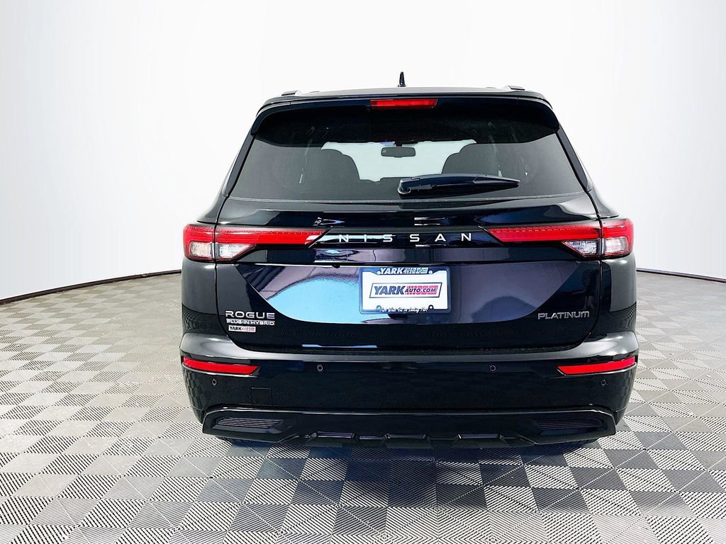 New 2026 Nissan Rogue Platinum AWD/4WD image 9