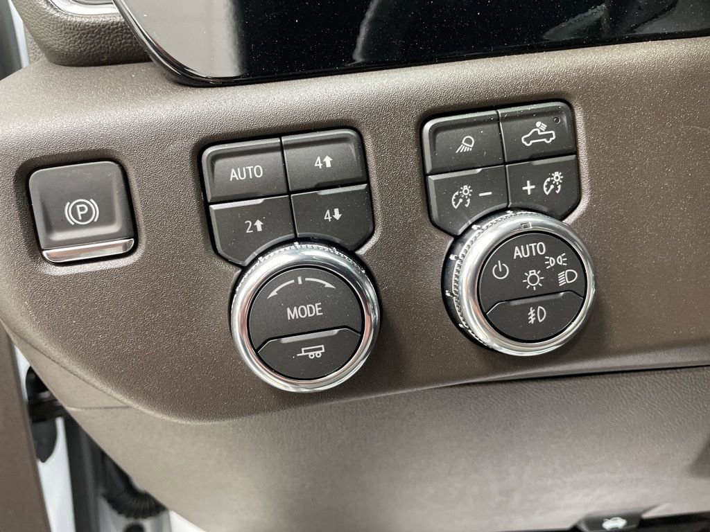 New 2026 GMC Sierra 1500 SLT w/ SLT Premium Package AWD/4WD image 18