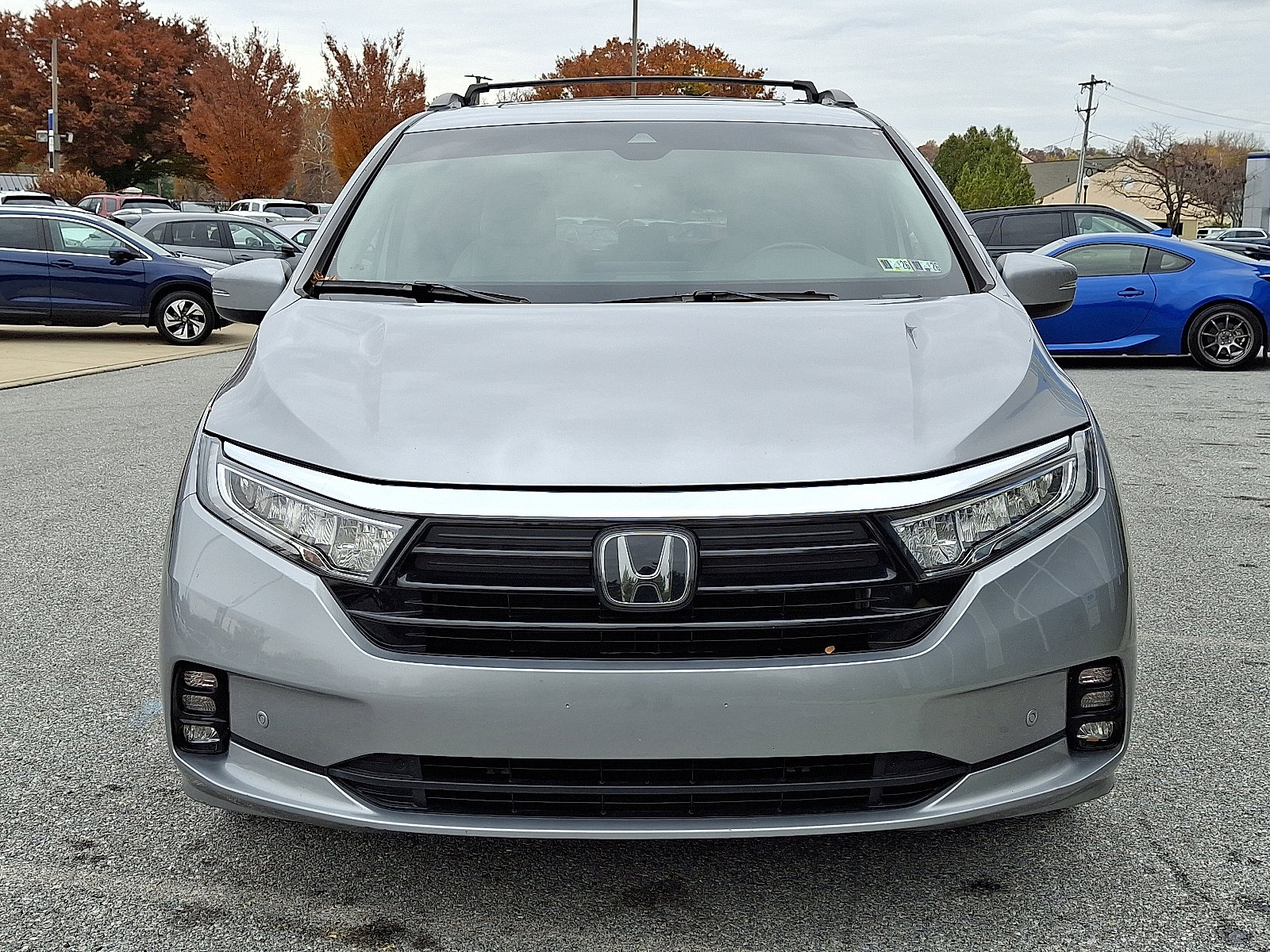 Used 2021 Honda Odyssey Touring image 2