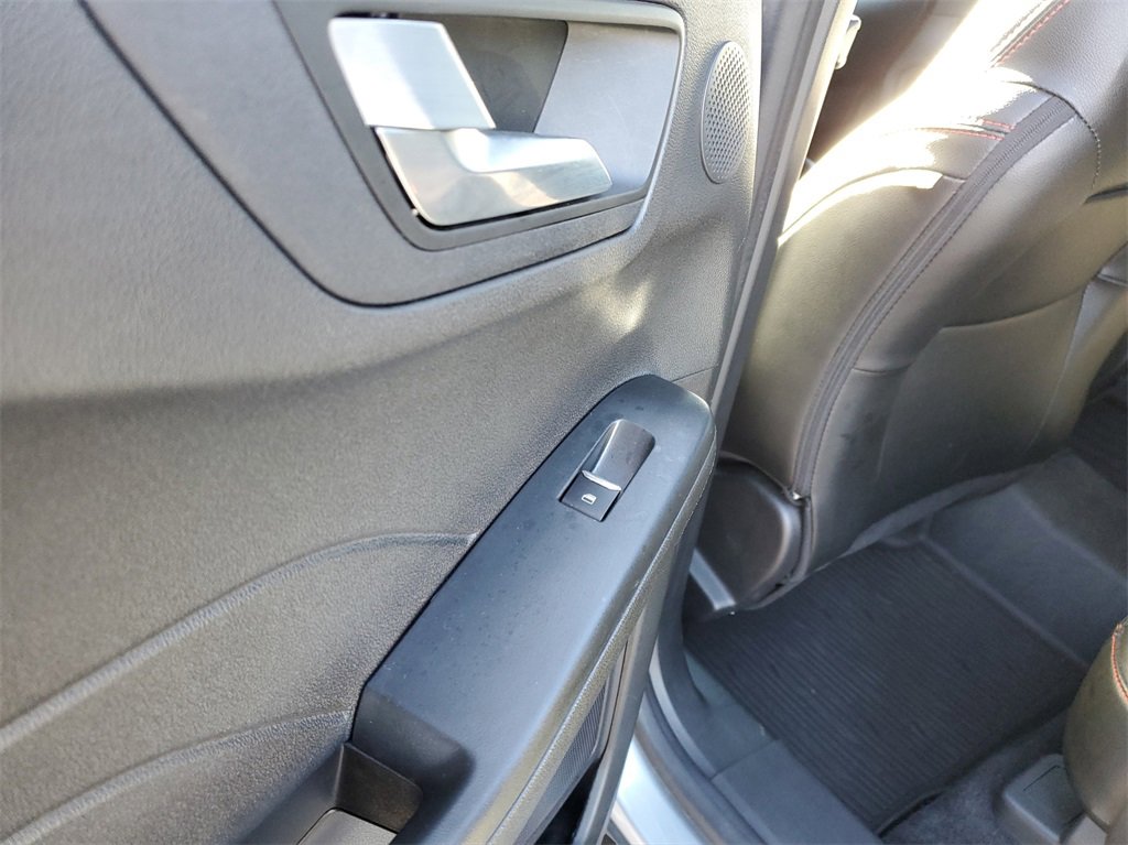 Certified 2023 Ford Escape ST-Line Elite w/ Premium Technology Package image 10