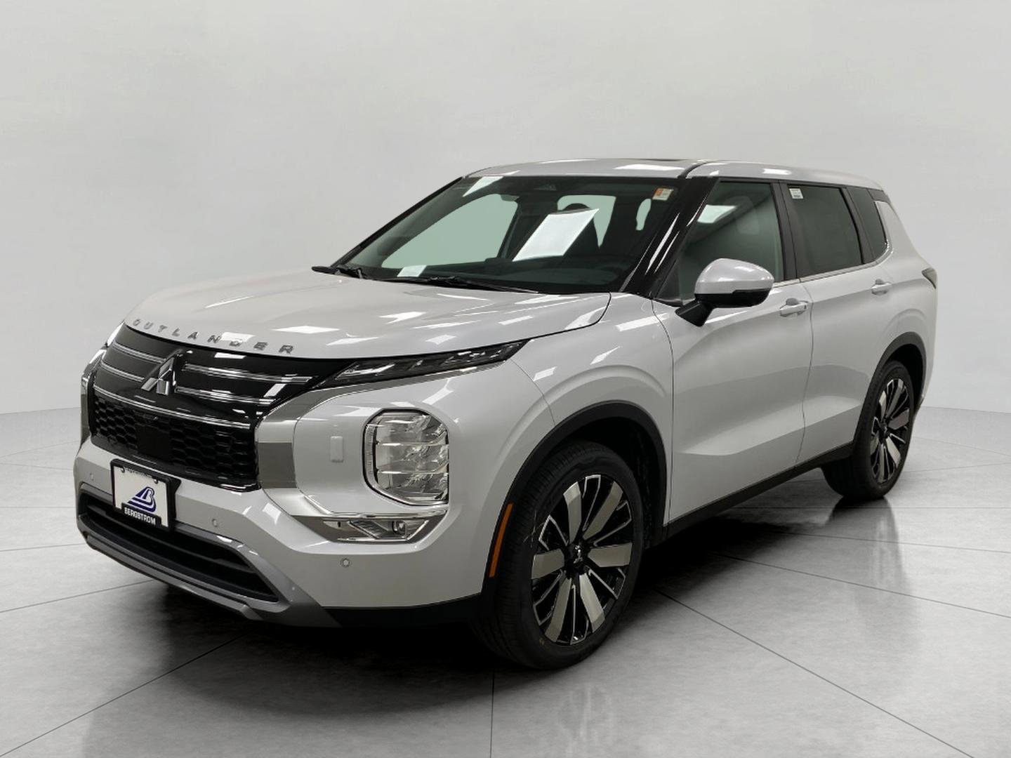 New 2026 Mitsubishi Outlander SE AWD/4WD image 9