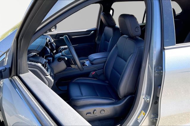 Used 2024 GMC Acadia Elevation w/ Luxury Package image 15