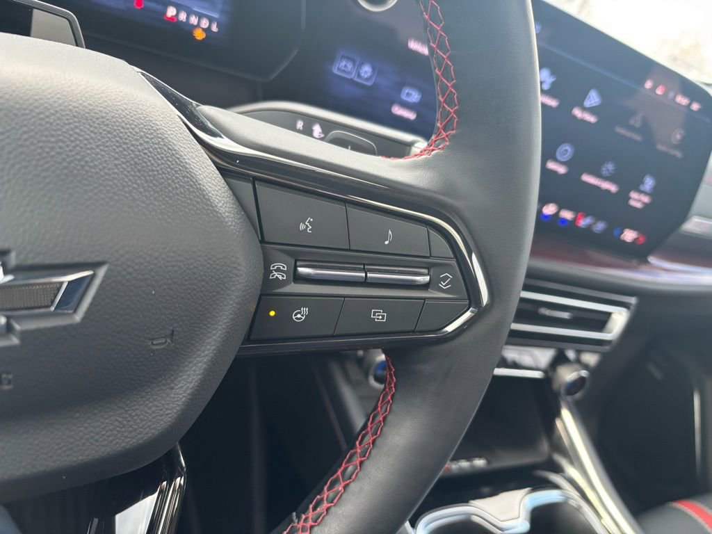 Used 2024 Chevrolet Traverse RS w/ LPO, Floor Liner Package image 40