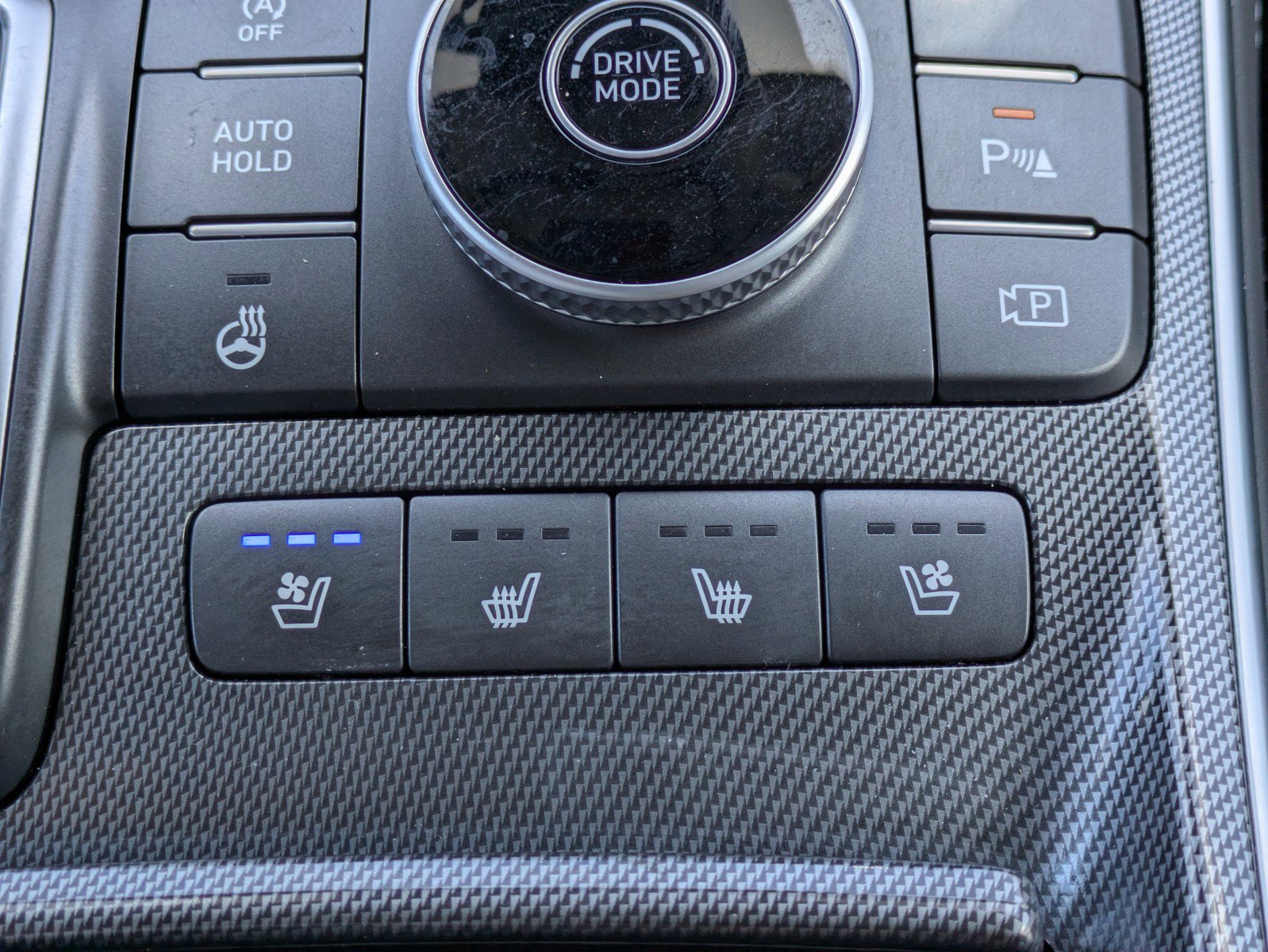 Used 2023 Hyundai Santa Fe Limited image 28