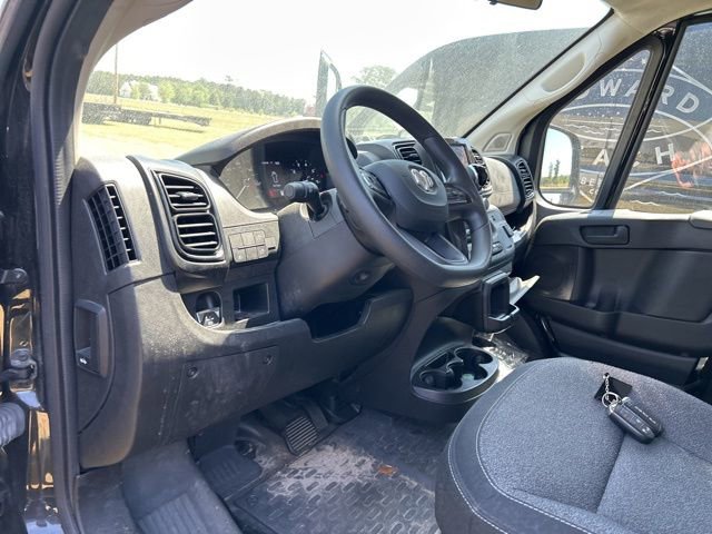 Used 2023 RAM ProMaster 2500 w/ Black Appearance Package FWD image 19