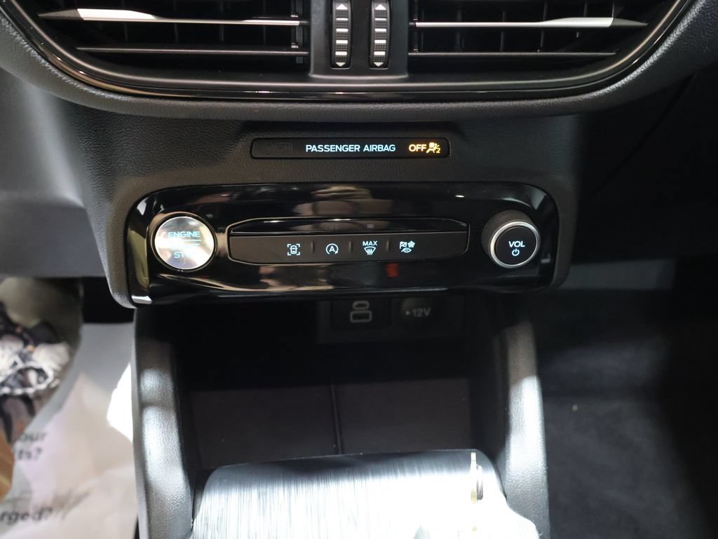 Used 2024 Ford Escape ST-Line w/ Tech Pack #1 AWD/4WD image 26