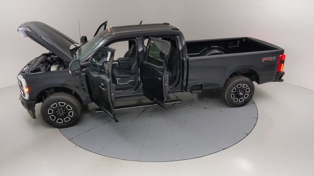 New 2025 Ford F350 Platinum w/ FX4 Off-Road Package image 53