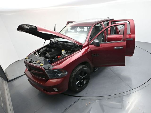 Used 2018 RAM 1500 Express w/ Express Value Package image 40