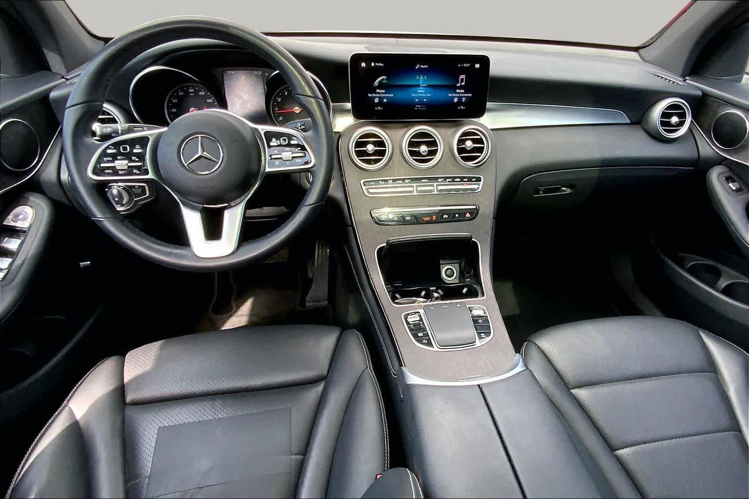 Used 2020 Mercedes-Benz GLC 300 image 16