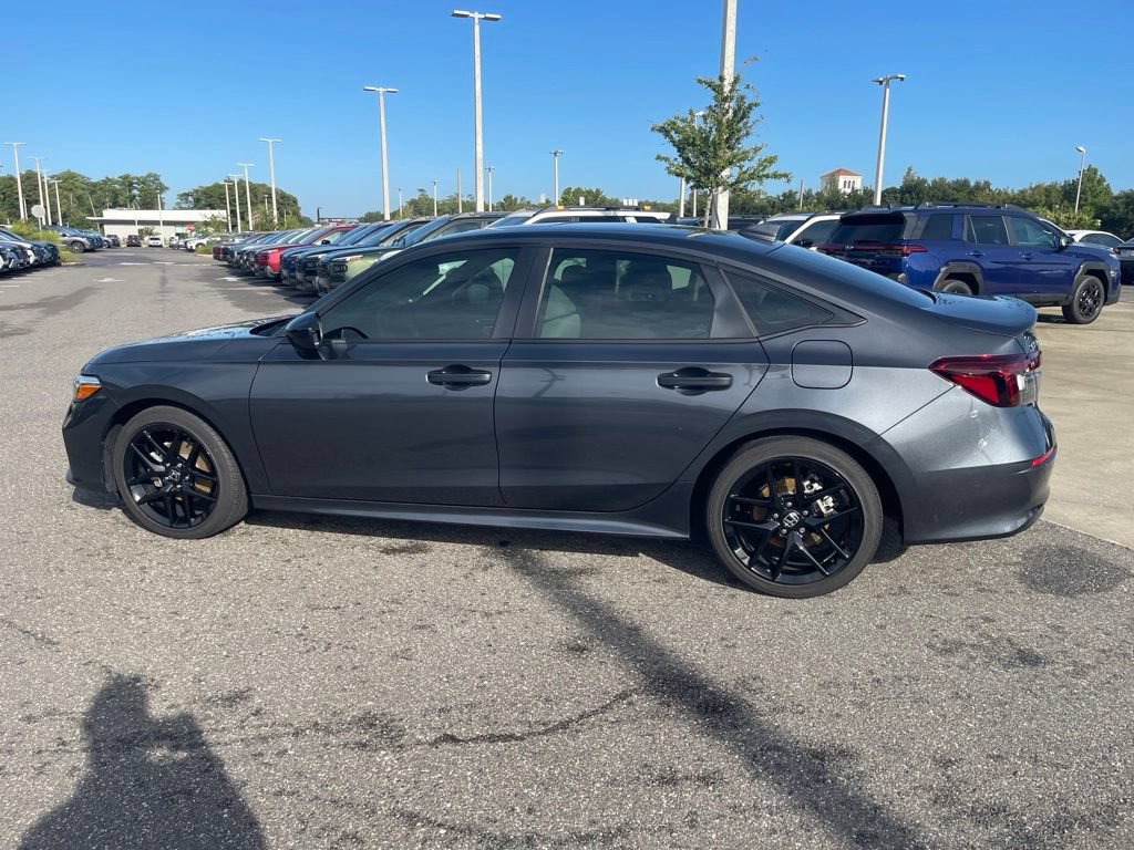 Used 2025 Honda Civic Sport image 8