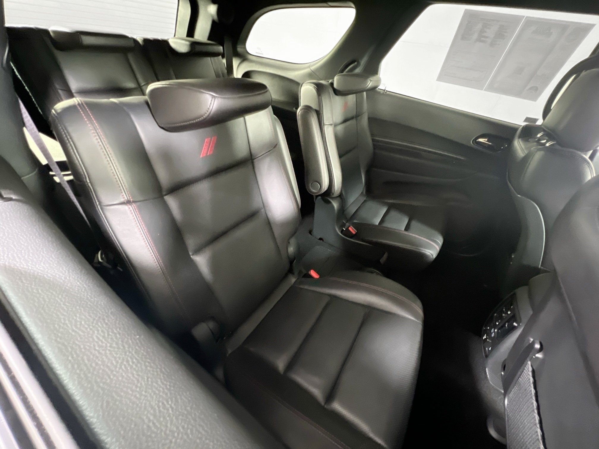 Used 2022 Dodge Durango R/T w/ Blacktop Package AWD/4WD image 27