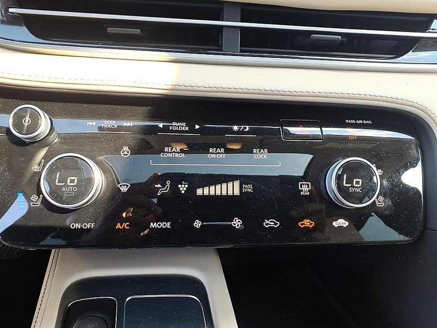 Used 2023 INFINITI QX60 Sensory w/ Vision Package AWD/4WD image 25