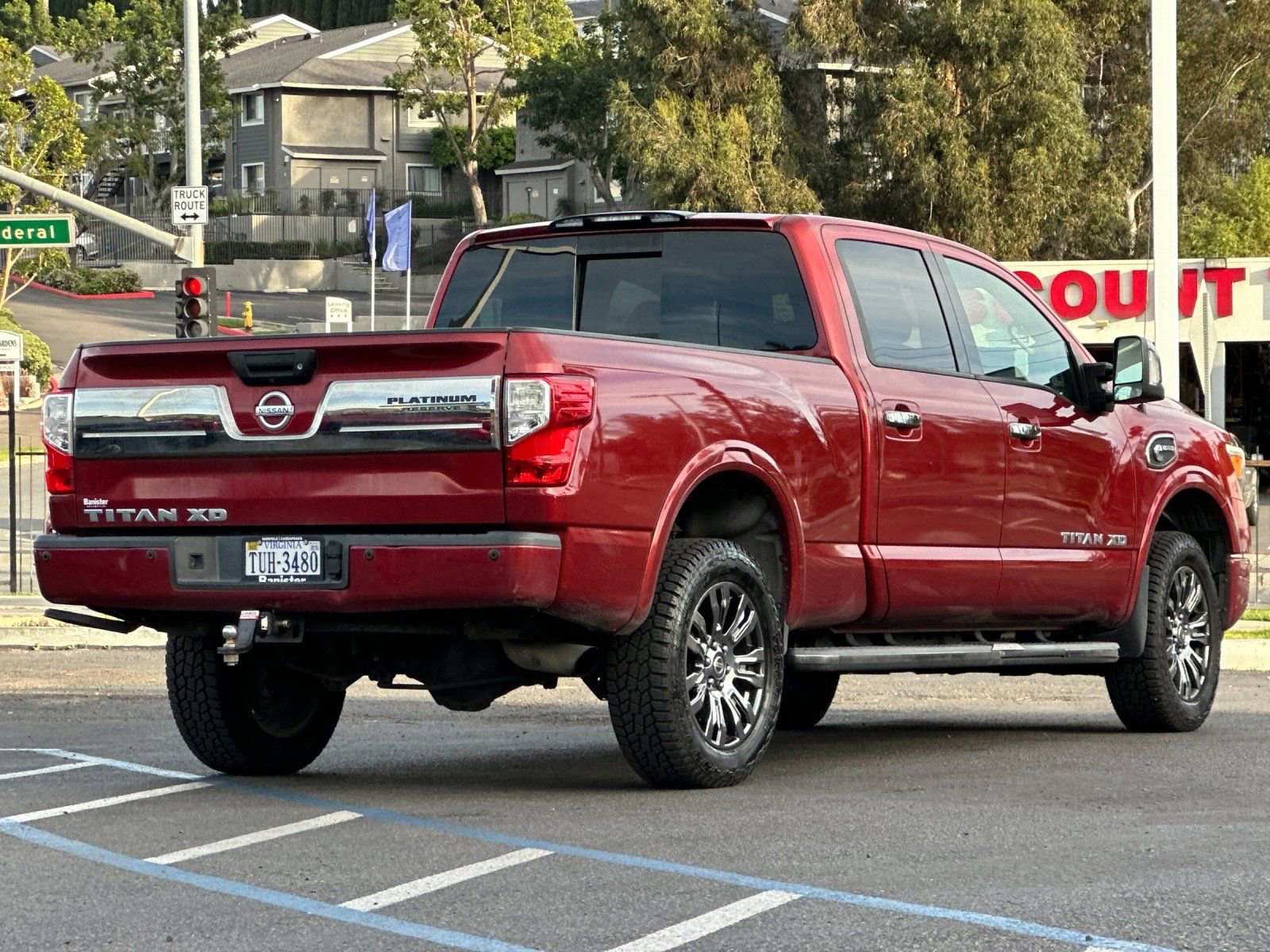Used 2016 Nissan Titan Platinum Reserve image 5