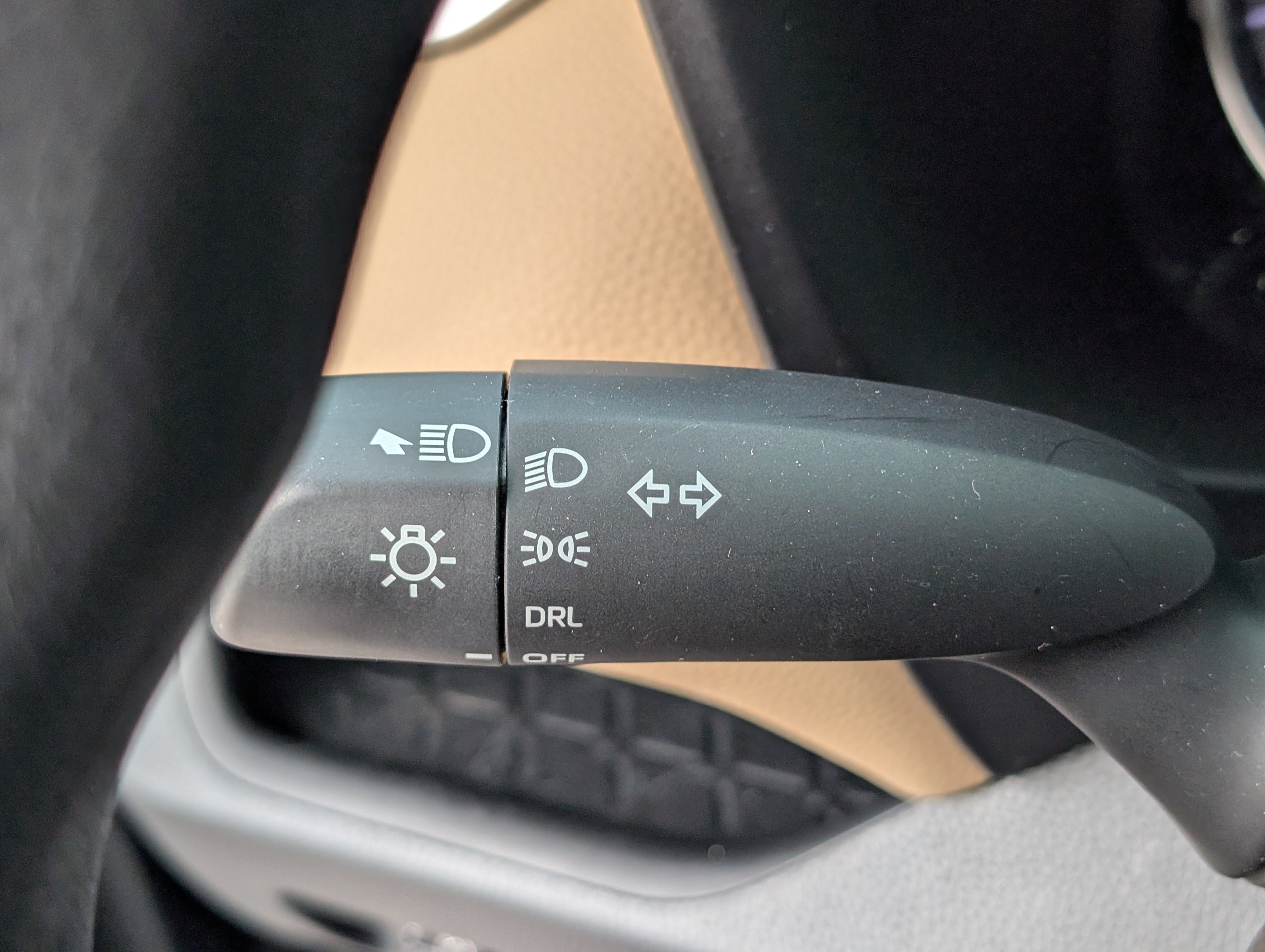 Used 2020 Toyota RAV4 LE image 24