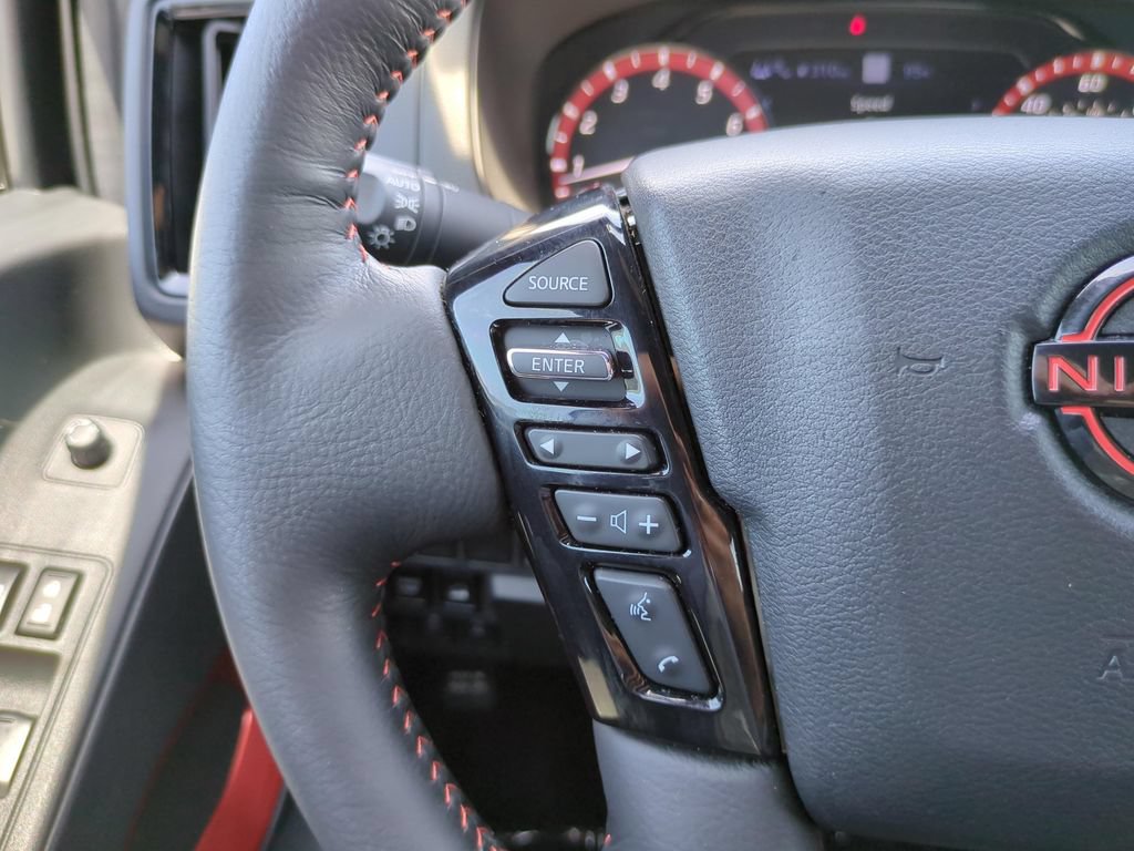 Certified 2025 Nissan Frontier PRO-4X w/ Pro Premium Package AWD/4WD image 20