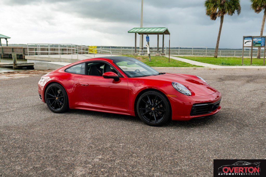 Used 2024 Porsche 911 Carrera image 8
