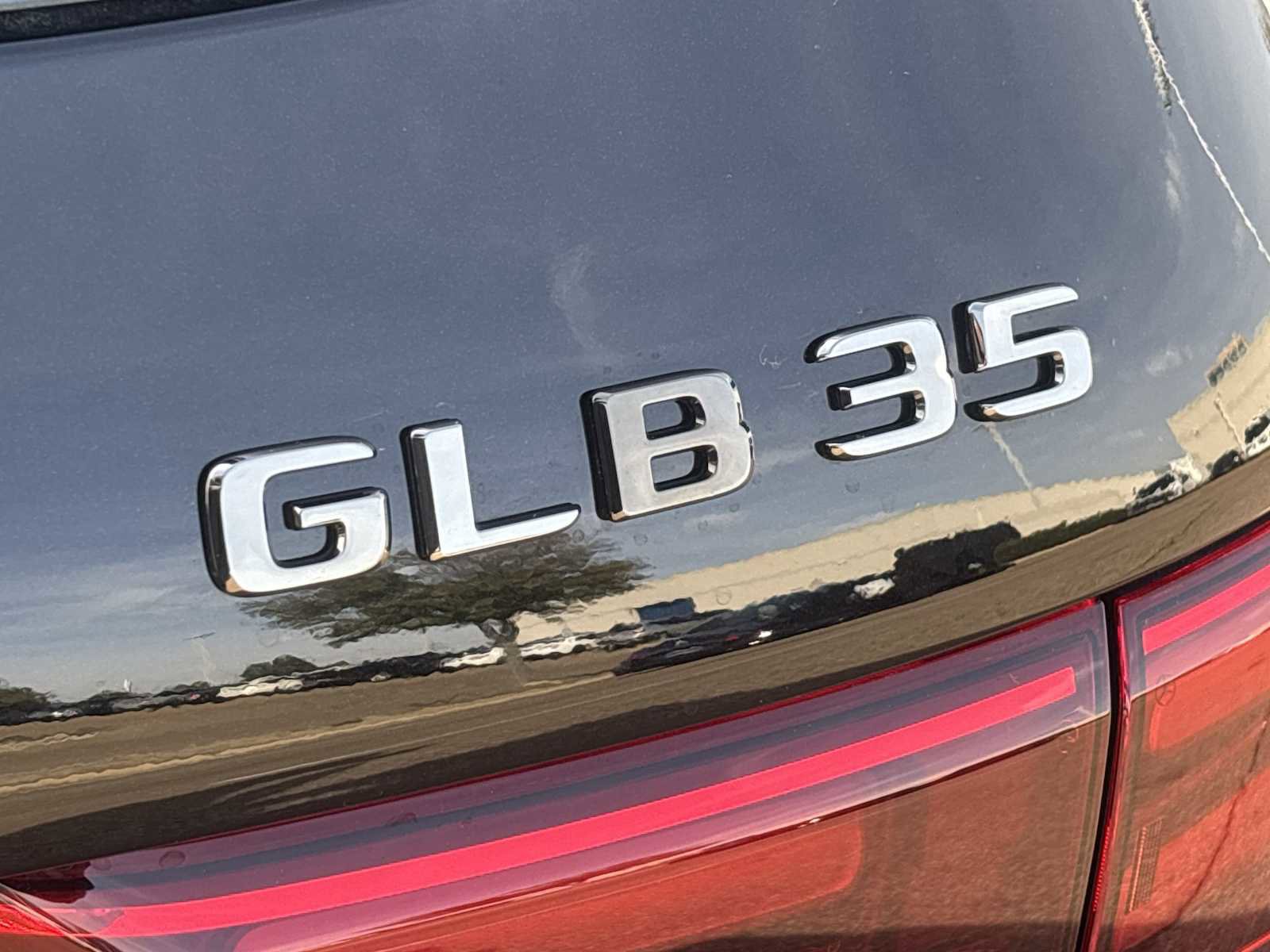 New 2026 Mercedes-Benz GLB 35 AMG 4MATIC image 11