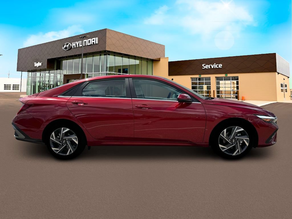 New 2025 Hyundai Elantra SEL FWD image 9