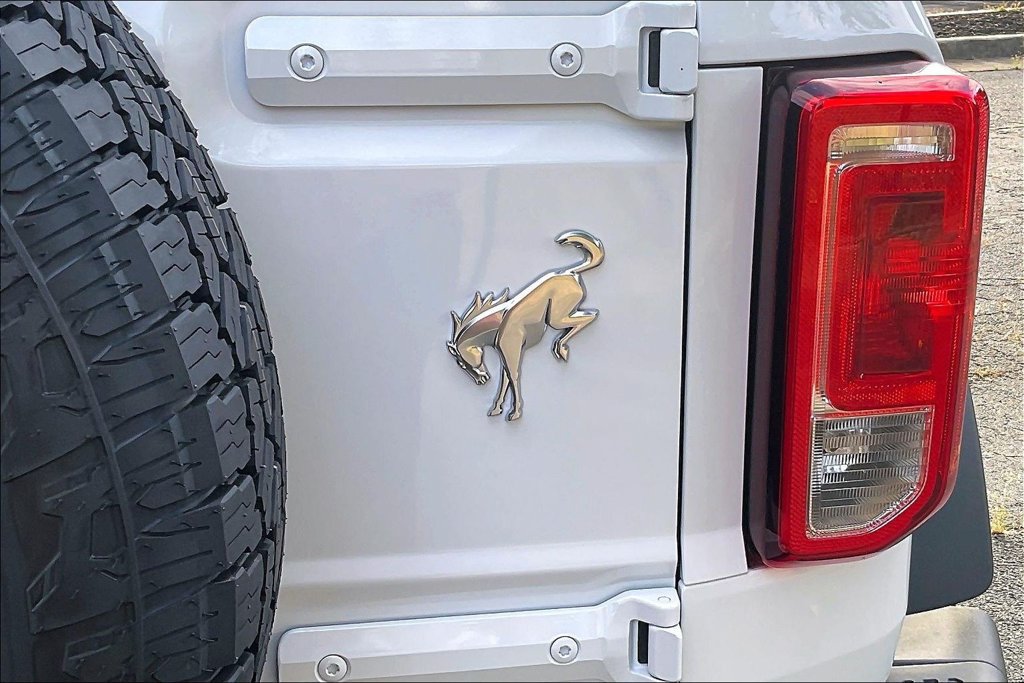 New 2026 Ford Bronco Big Bend w/ Black Diamond Package AWD/4WD image 9