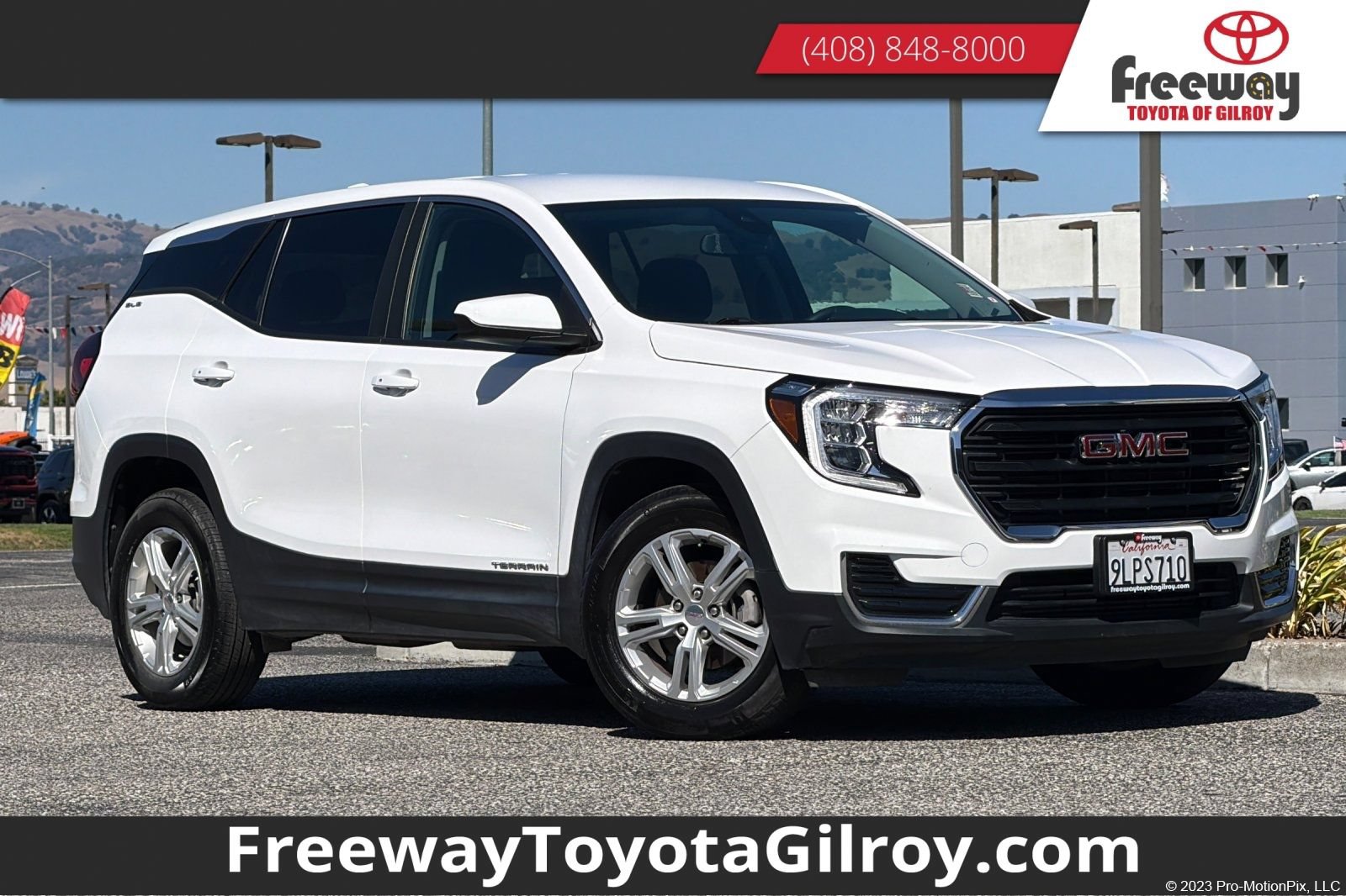 Used 2024 GMC Terrain SLE