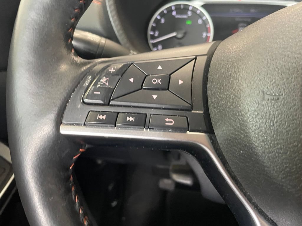 Certified 2025 Nissan Sentra SR w/ SR Premium Package FWD image 13