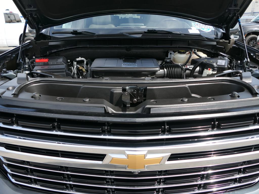 Used 2021 Chevrolet Tahoe LT w/ LT Signature Package image 30
