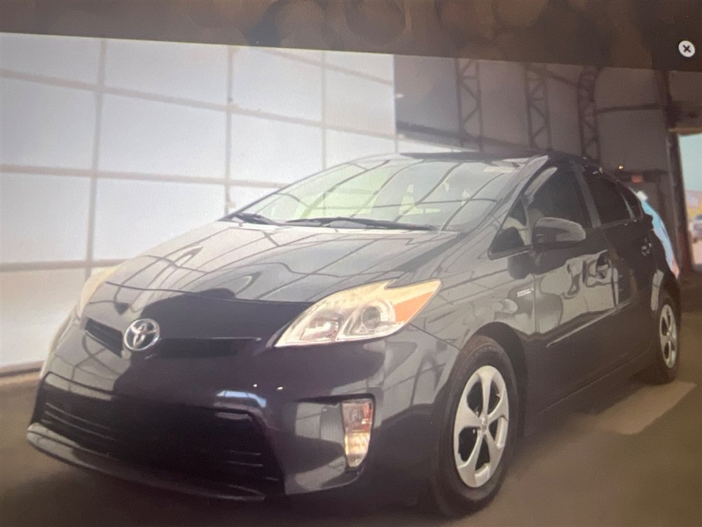 Used 2012 Toyota Prius Three FWD image 1