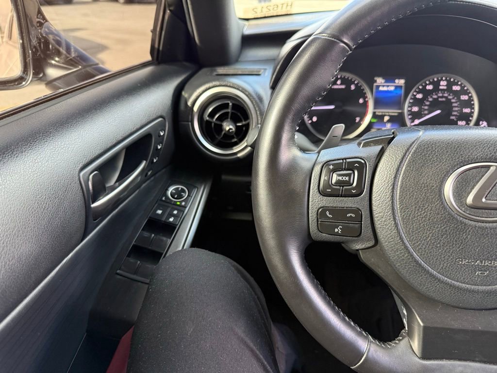 Used 2022 Lexus IS 300 w/ Premium Package RWD image 7