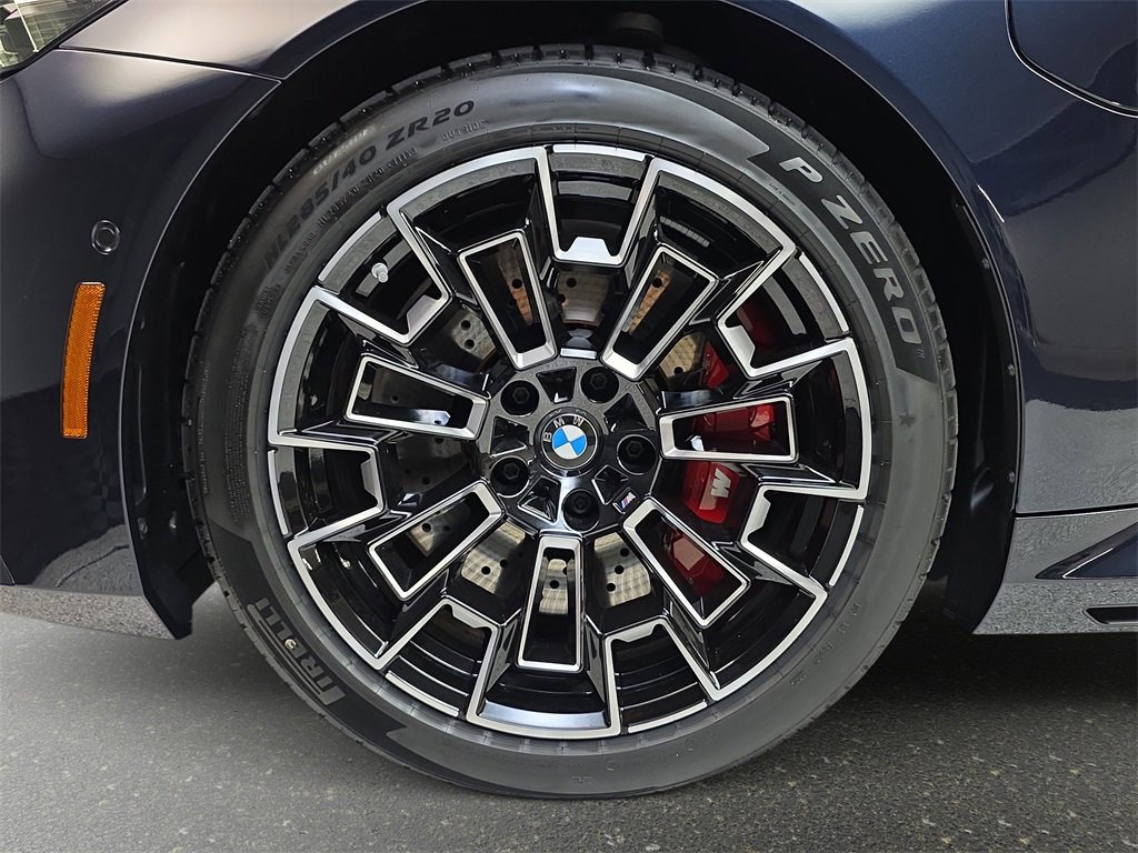 New 2026 BMW M5 w/ Executive Package image 32